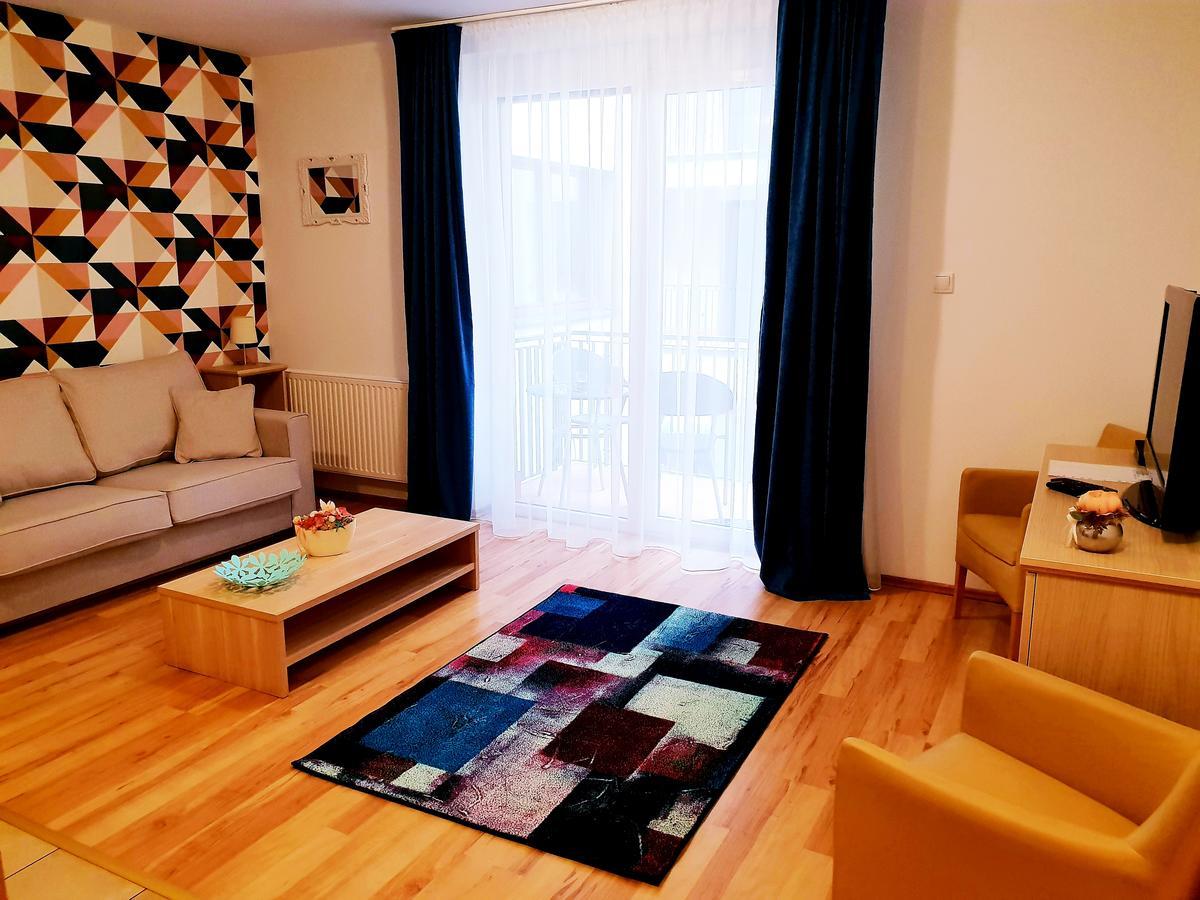 Vagabond Apartman ミシュコルツ エクステリア 写真