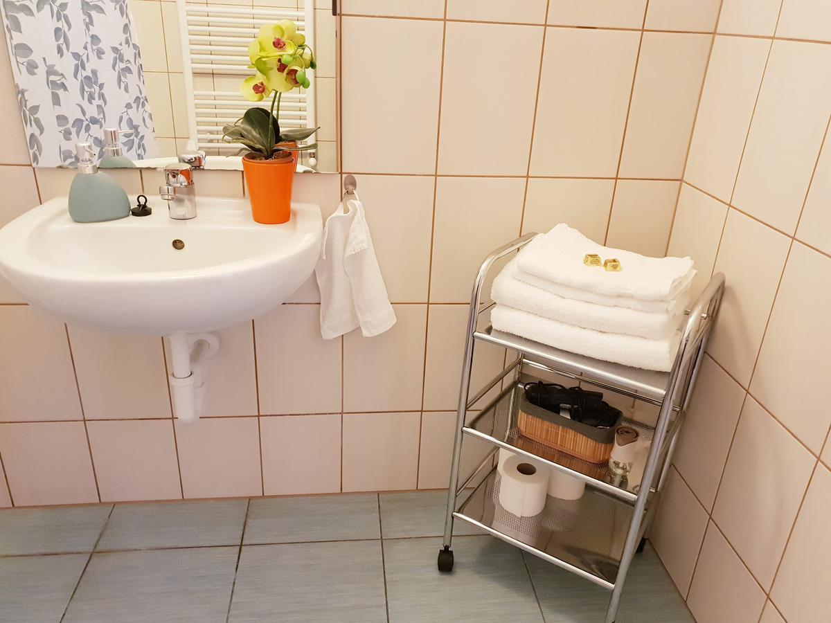 Vagabond Apartman ミシュコルツ エクステリア 写真